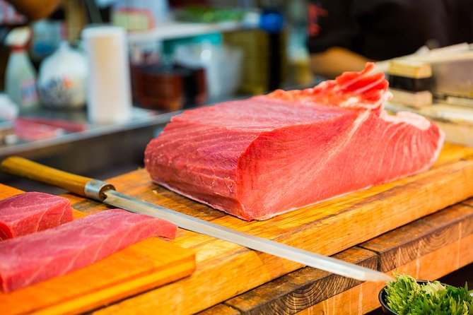 Tokyo: Tsukiji Fish Market Food and Culture Walking Tour - What the three-hour schedule feels like