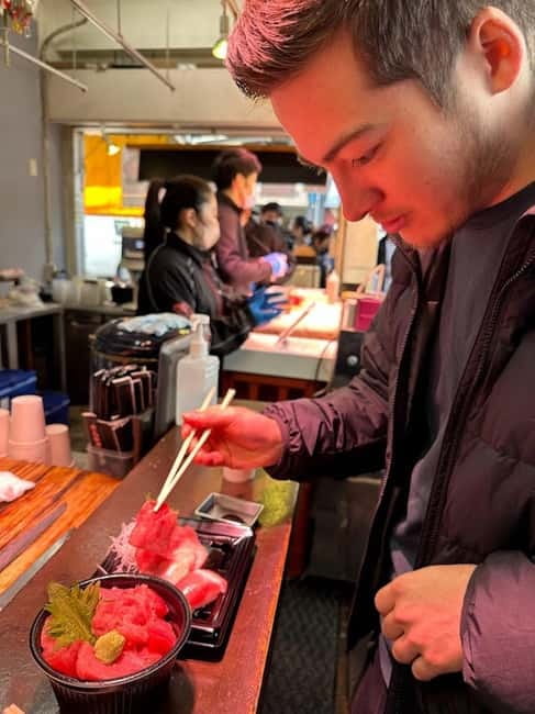 Tokyo: Tsukiji Fish Market Foodie and Educational Tour - Key points at a glance