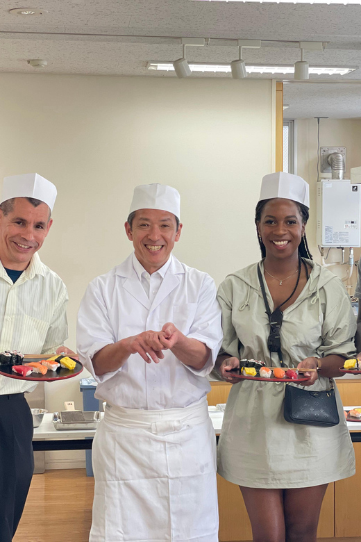 Tokyo: Tsukiji Fish Market Sushi Making Class with Pro Chef - Dietary limits and accessibility