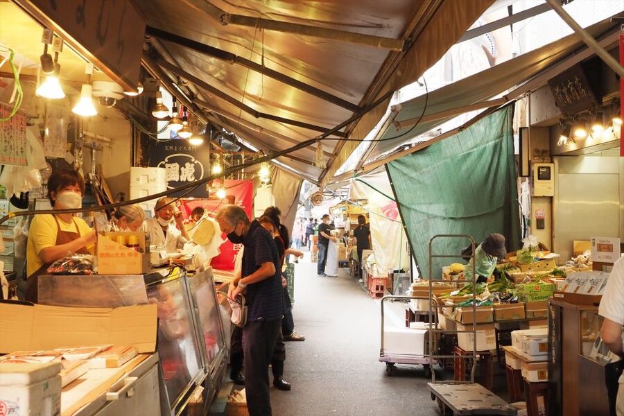 Tokyo: Tsukiji Market Guided Tour & Sushi-Making Experience - Timing, Weather, and Practical Planning