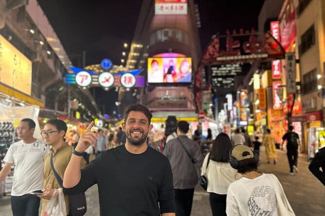 Tokyo Ueno Food & Nature & Localtown Tour: 10Dishes+ Drinks - Eating your way through Ameyoko