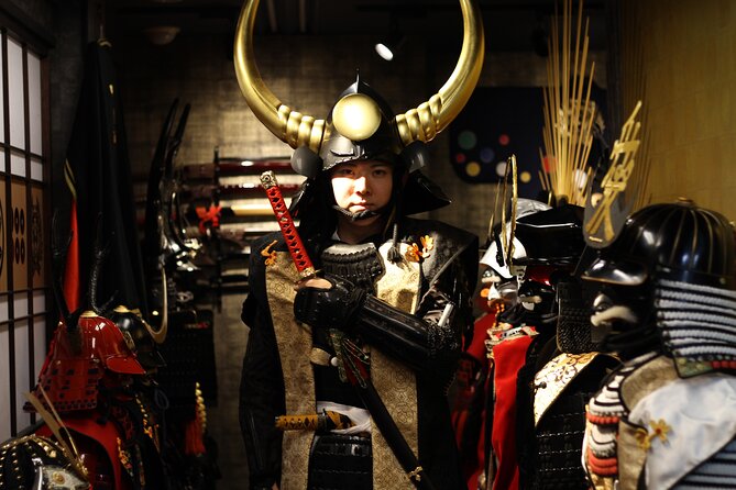 TOKYO Ultimate Samurai Armor Photo Experience! - Turning into a Samurai in Yoyogi