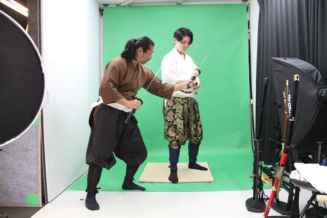 TOKYO Ultimate Samurai Armor Photo Experience! - Printing a Canvas or Mug in Ten Minutes