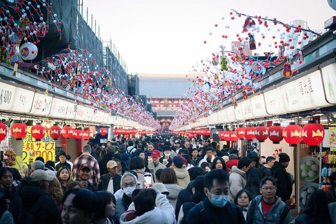 Tokyo Unlocked: A Private Day of Culture, Cuisine & City Secrets - Takeshita Street and Omotesando: two sides of Harajuku