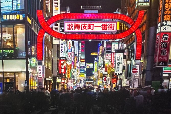 Tokyo VIP private nightlife tour with a local insider - Choosing between Shinjuku, Shibuya, and Roppongi