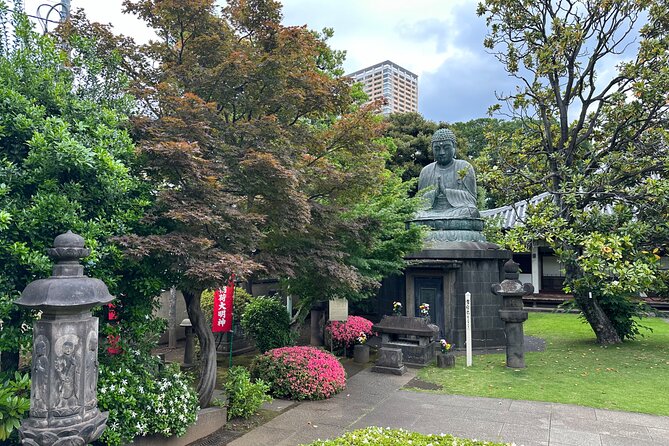 Tokyo : Yanaka and Nezu-Old Traditional Town Cultural Experience - Yanaka’s old buildings and family-run shops