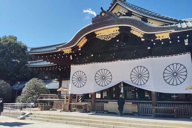 Tokyo: Yasukuni Shrine and Yushukan Museum Guided Tour - Key points to know before booking