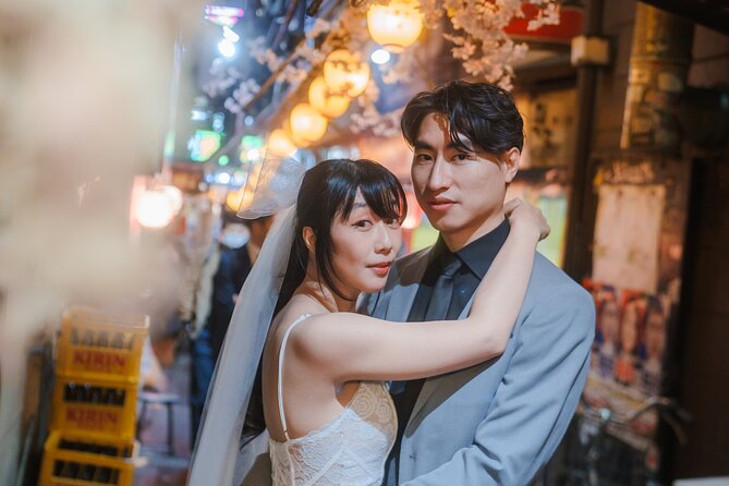 Tour with Pro Tokyo Photographer and take Edgy Unique Portraits - Who will get the most from this experience