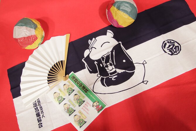 Traditional Japanese Comedy, Juggling & Magic Live Show in Tokyo - The umbrella act and the hands-on demonstrations