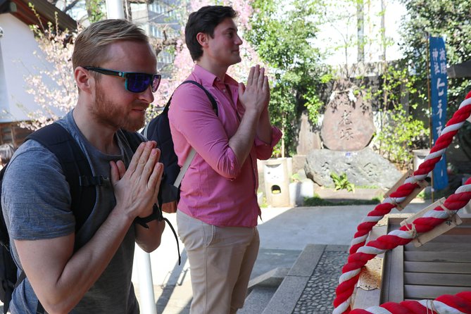 Tsukiji Fish Market Small-Group Food Walking Tour - Seafood tastings, from tamagoyaki to tuna