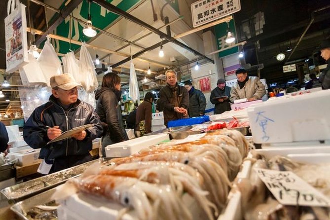 Tsukiji Food and Toyosu Market with Government-Licensed Guide - Key points before you book