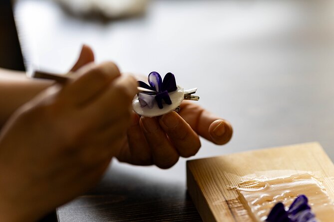 Tsumami Zaiku Japanese Fabric Flower Class - Who should book this experience