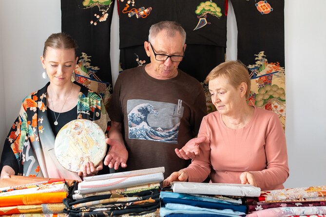 Turn Antique Kimono into Take-Home Interior Art - Key points to know before booking