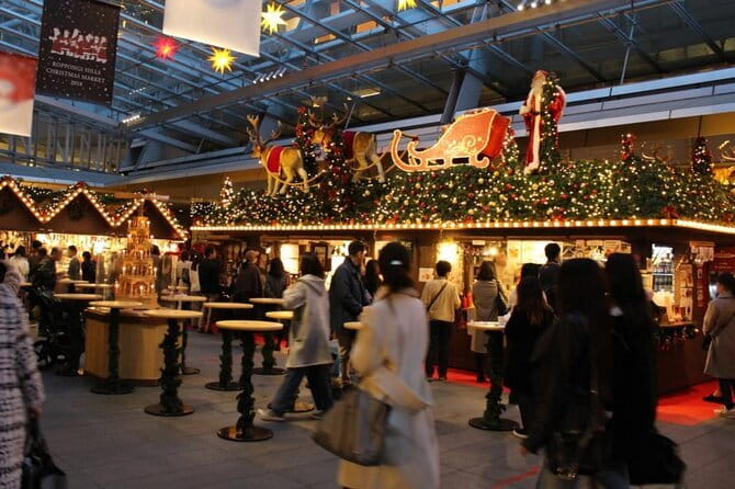 Walk Tokyo's Streets with Tokyo Midtown Tour - Tokyo Midtown’s tree-lined opening