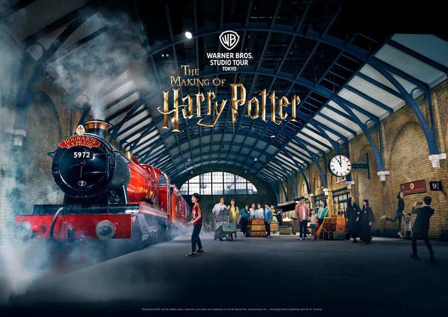 Warner Bros. Studio Tour Tokyo – The Making of Harry Potter - The Great Hall sets the tone