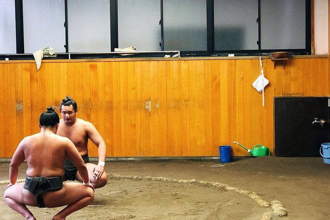 Watch Sumo Morning Practice at Stable in Tokyo - What the guide adds, and what may be missing