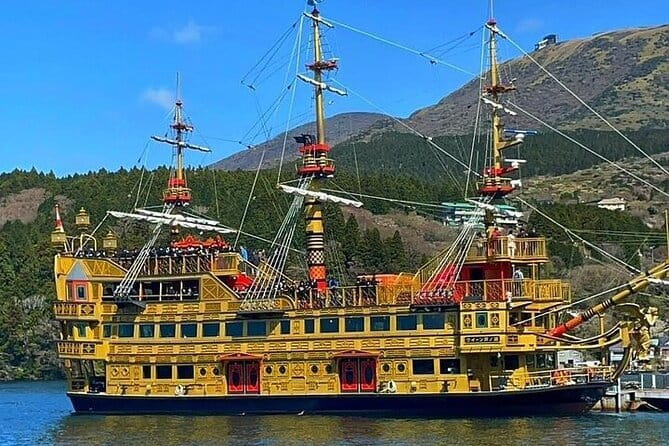 Wonderful Peaks & Peace: Mt. Fuji, Fuji Stupa & Hakone Tour - Oshino Hakkai and Fuji’s spring water