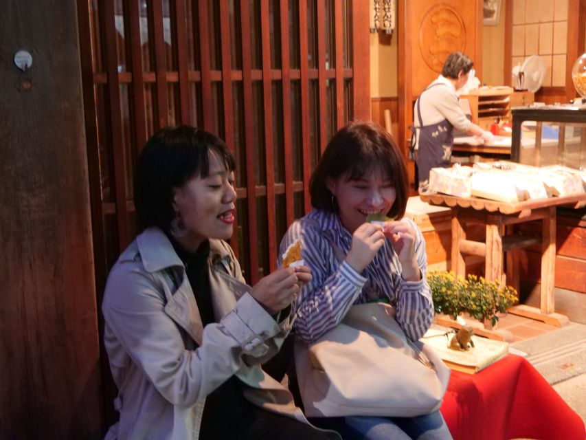 Yanaka District: Historical Walking Tour in Tokyo's Old Town - Taking a proper break at the local cafe