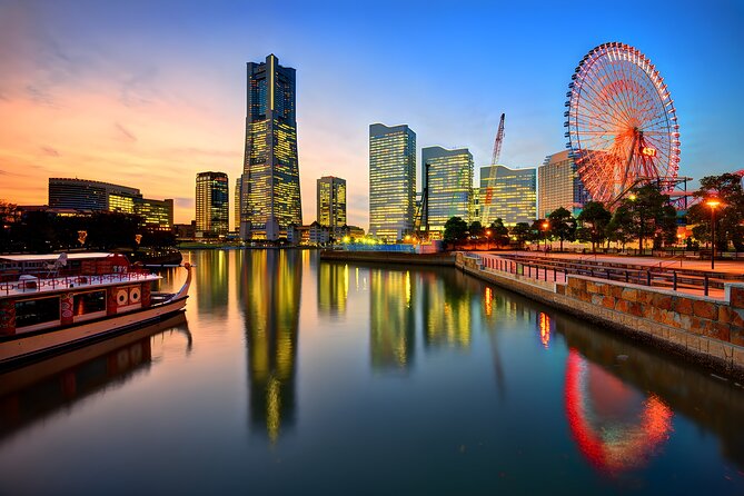 Yokohama and Kamakura Private Day Trip from Tokyo - Yokohama Chinatown: food, color, and a quick meal option