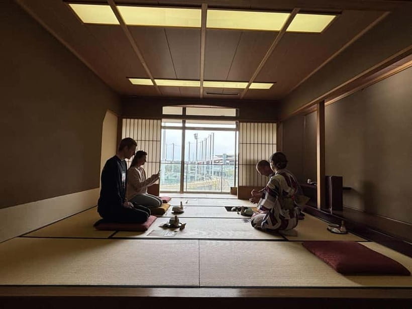 Yokohama : Tea Ceremony with Sweets and Souvenir - What Happens During the One-Hour Session